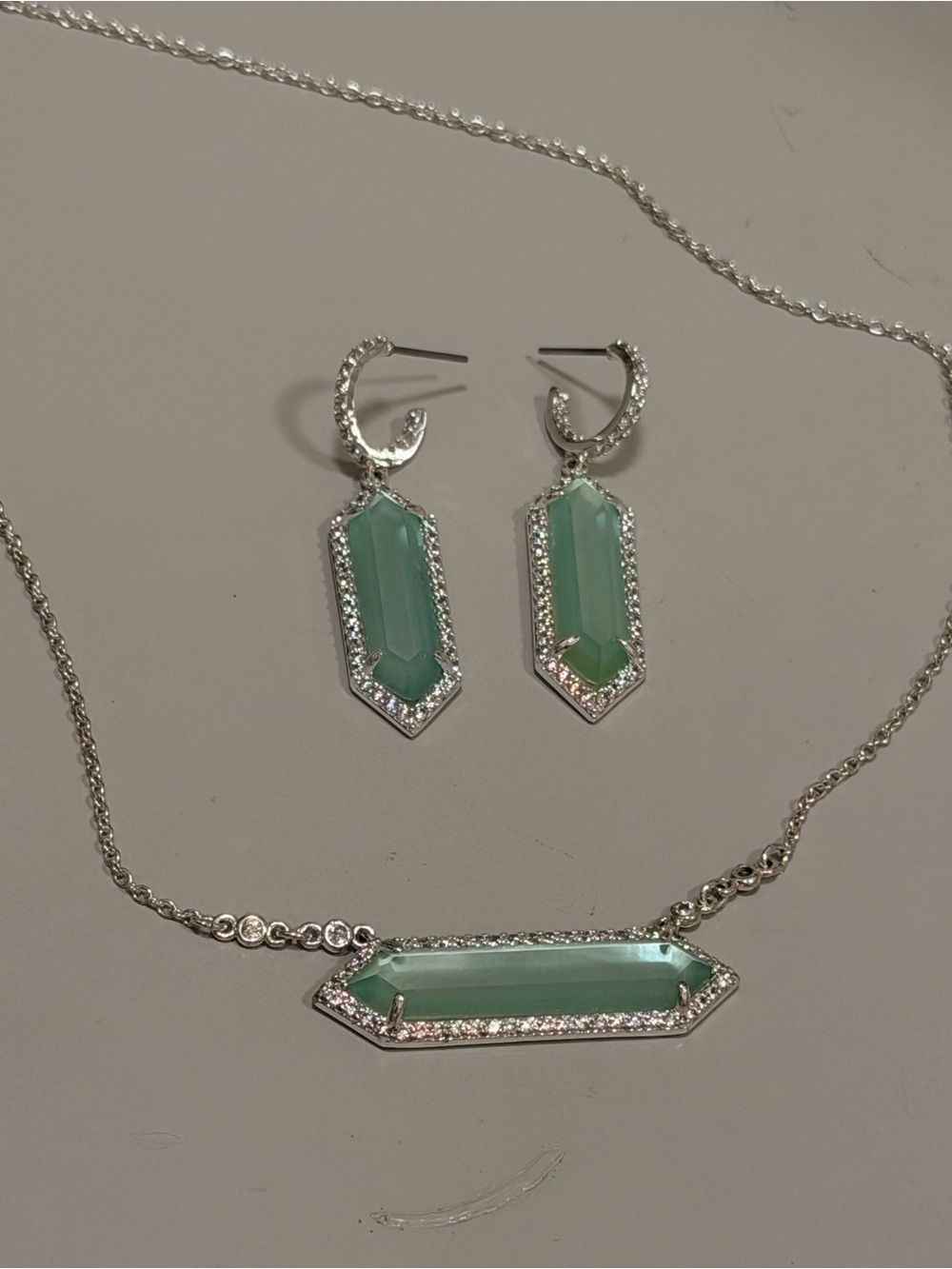 Bomb Party NWOT! Silver-Tone Aqua Green Crystal Pendant Necklace & Earrings Set